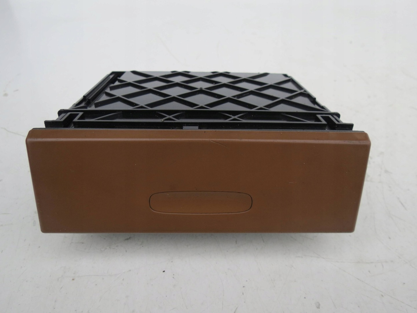 passenger compartment consoles PORSCHE CAYENNE and 7L5 4.8 V8 7L5857321