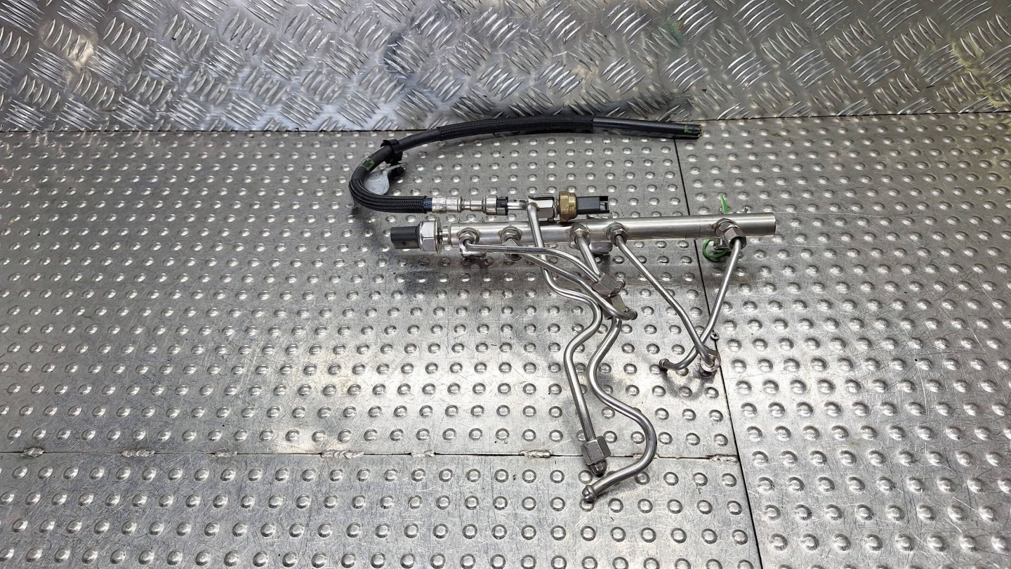 Sensor Schläuche Kraftstoffverteiler Einspritzleiste 7562474 BMW E81 E87 E60 E61 E90 2.0 N43
