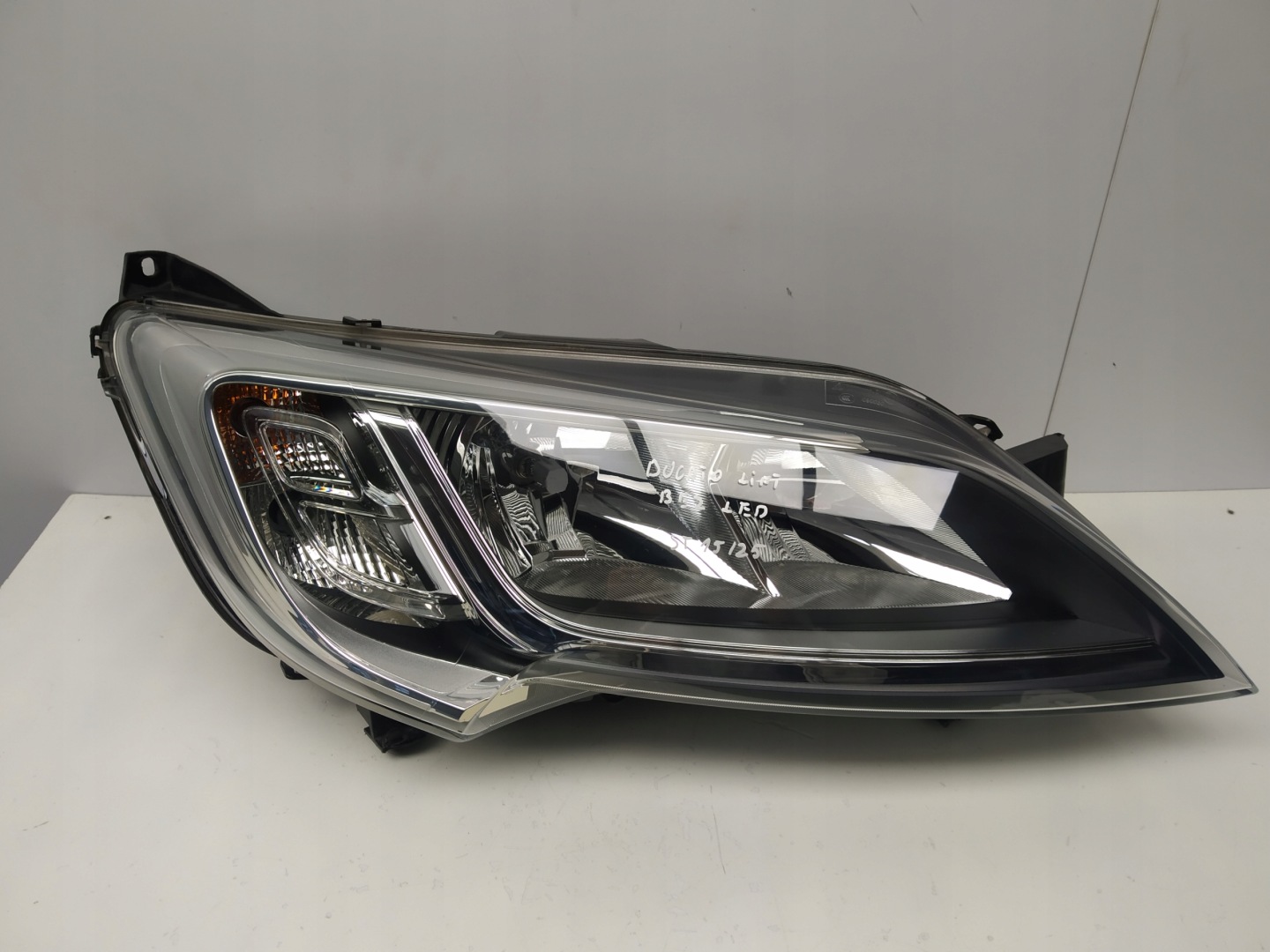 14R- Ducato III Jumper Boxer lift reflektor light front right 1394418080