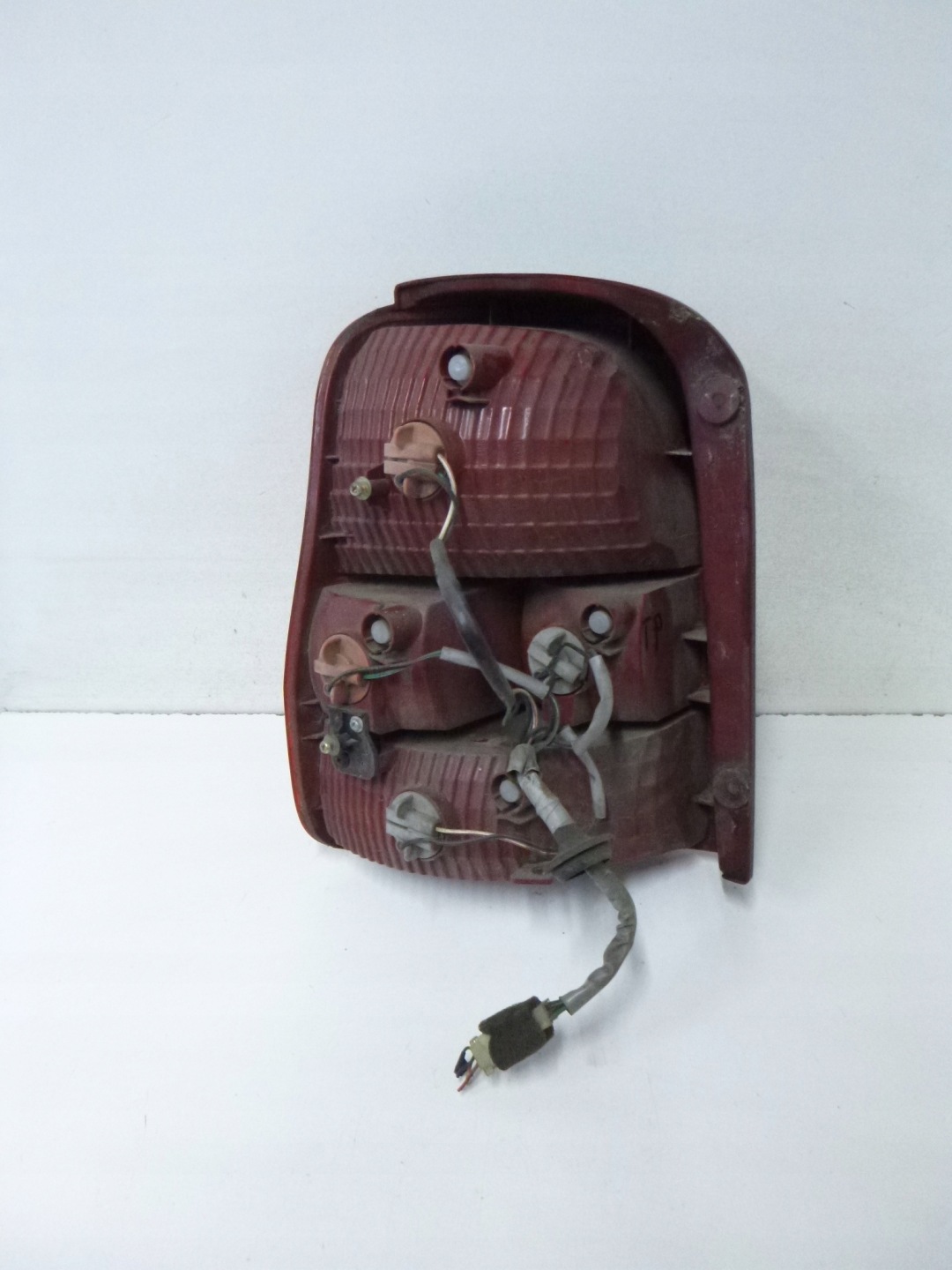 light rear Kia Carnival 2002r.