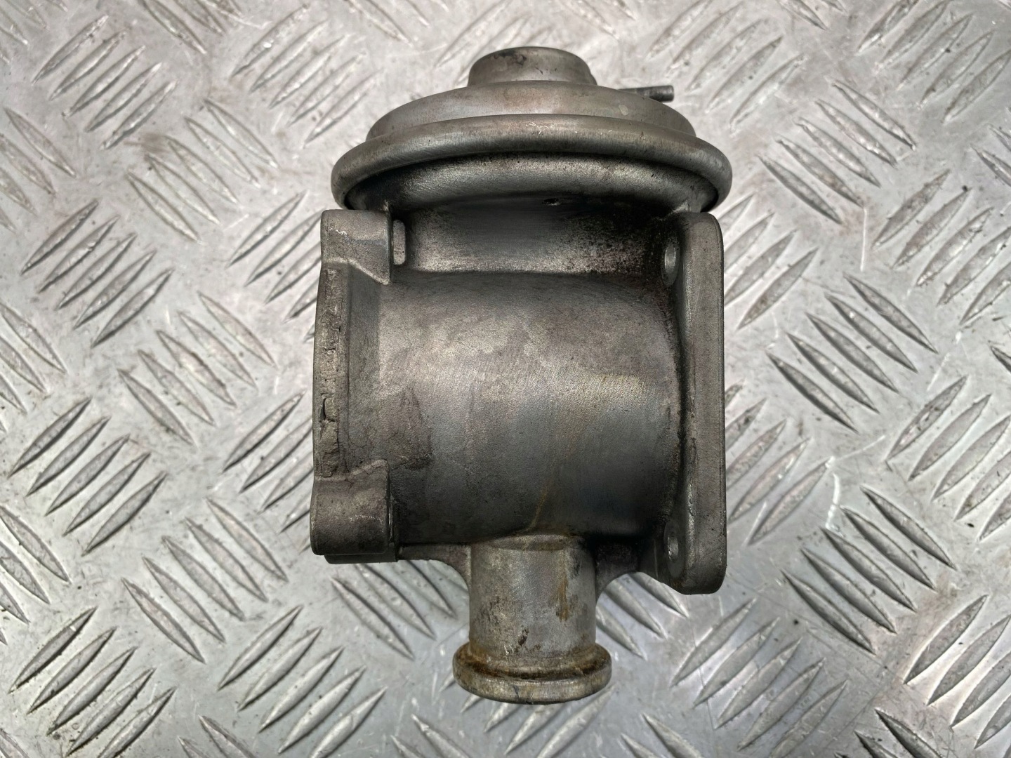 BMW X5 E70 35D 3.0 EGR valve 7804351 M57 306D5