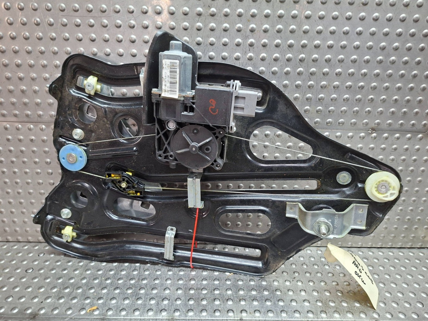 window regulator rear right 827200018R RENAULT MEGANE III CABRIO 2009