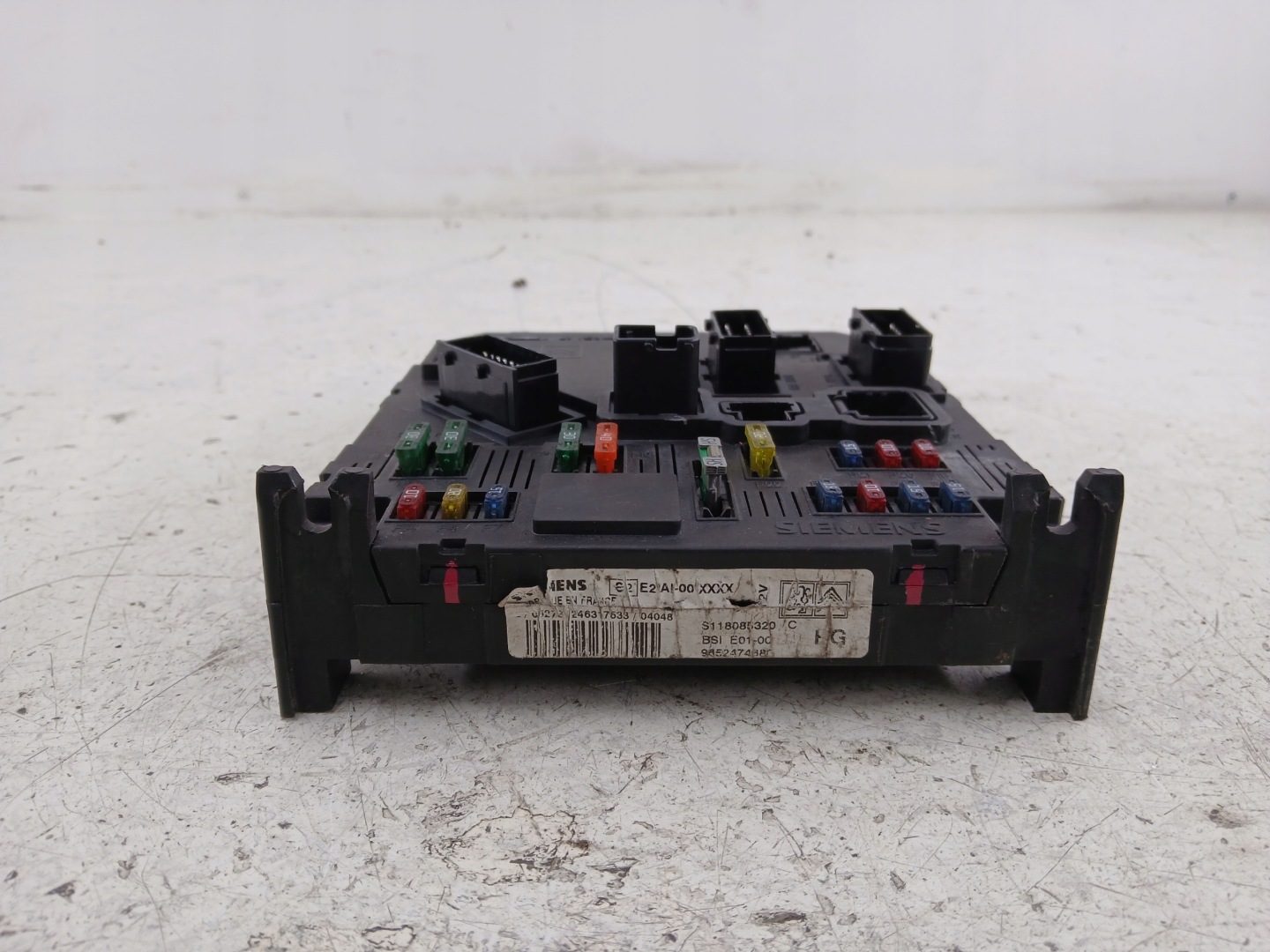 PEUGEOT 206 Module fusibles 9652474880