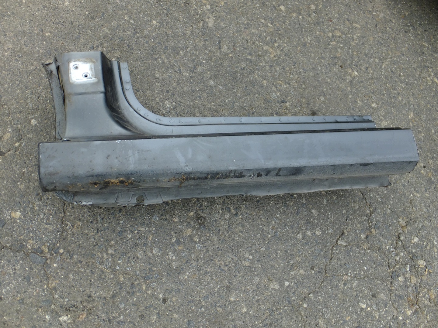 threshold left peugeot 207 5D 2009r
