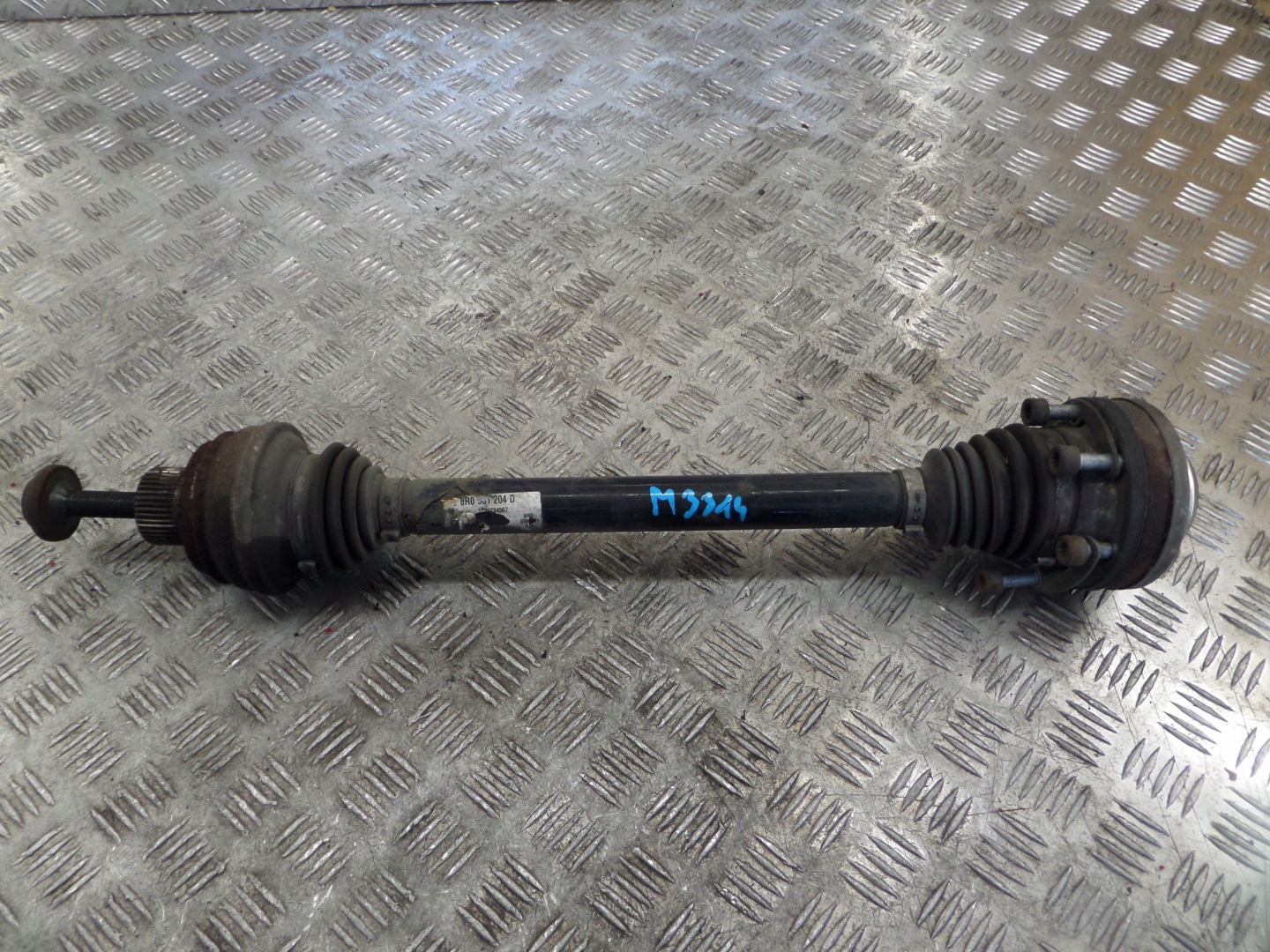 AUDI RS6 semi-axis right 8R0501204D