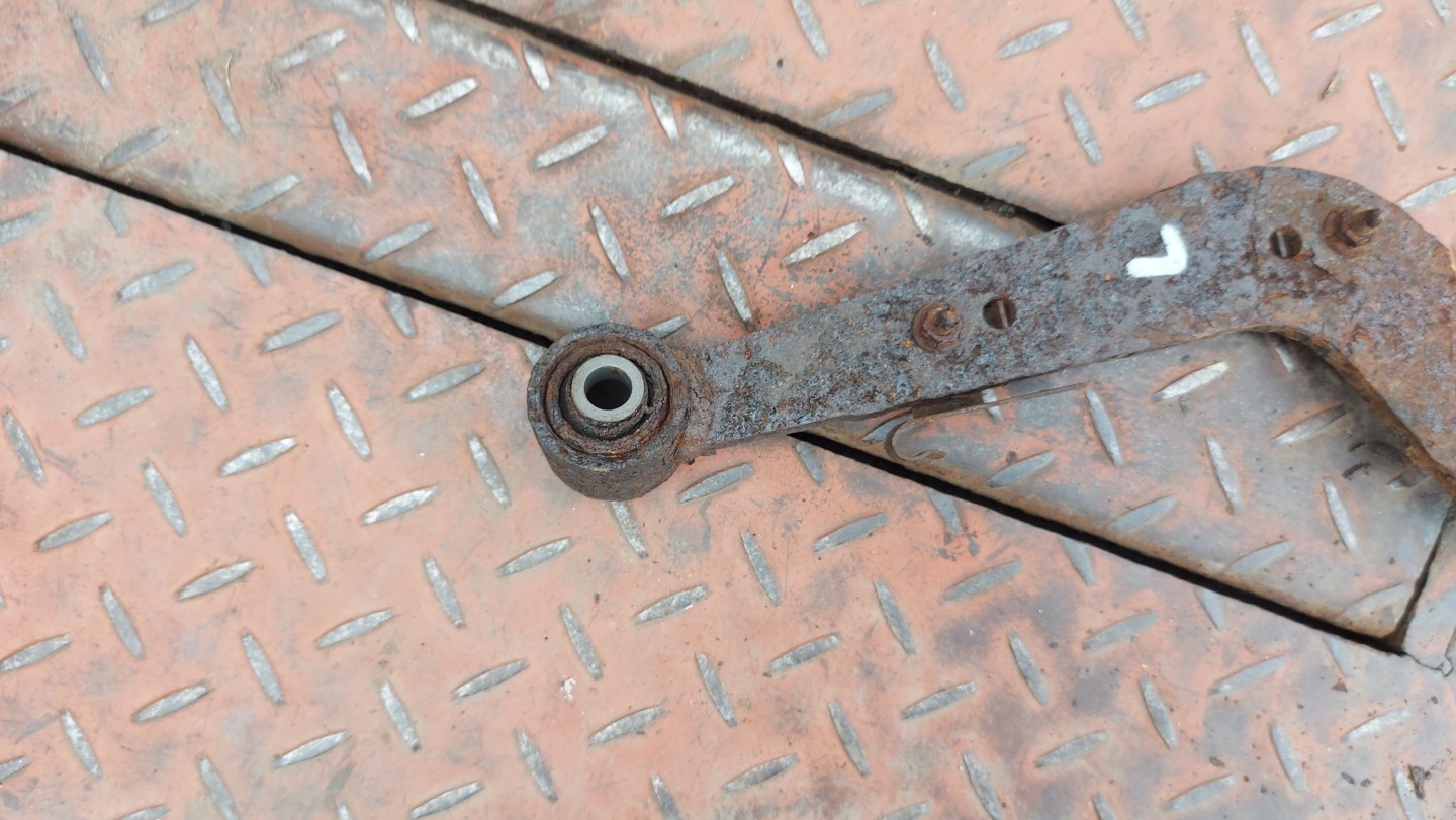Querlenker links heck LEXUS IS 220 05