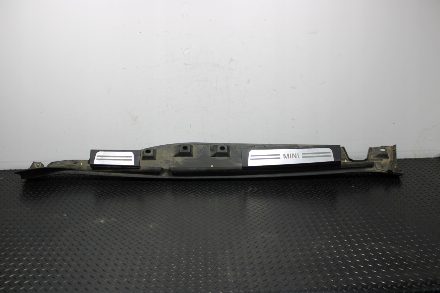 cap threshold threshold right MINI COUNTRYMAN R60 9801888