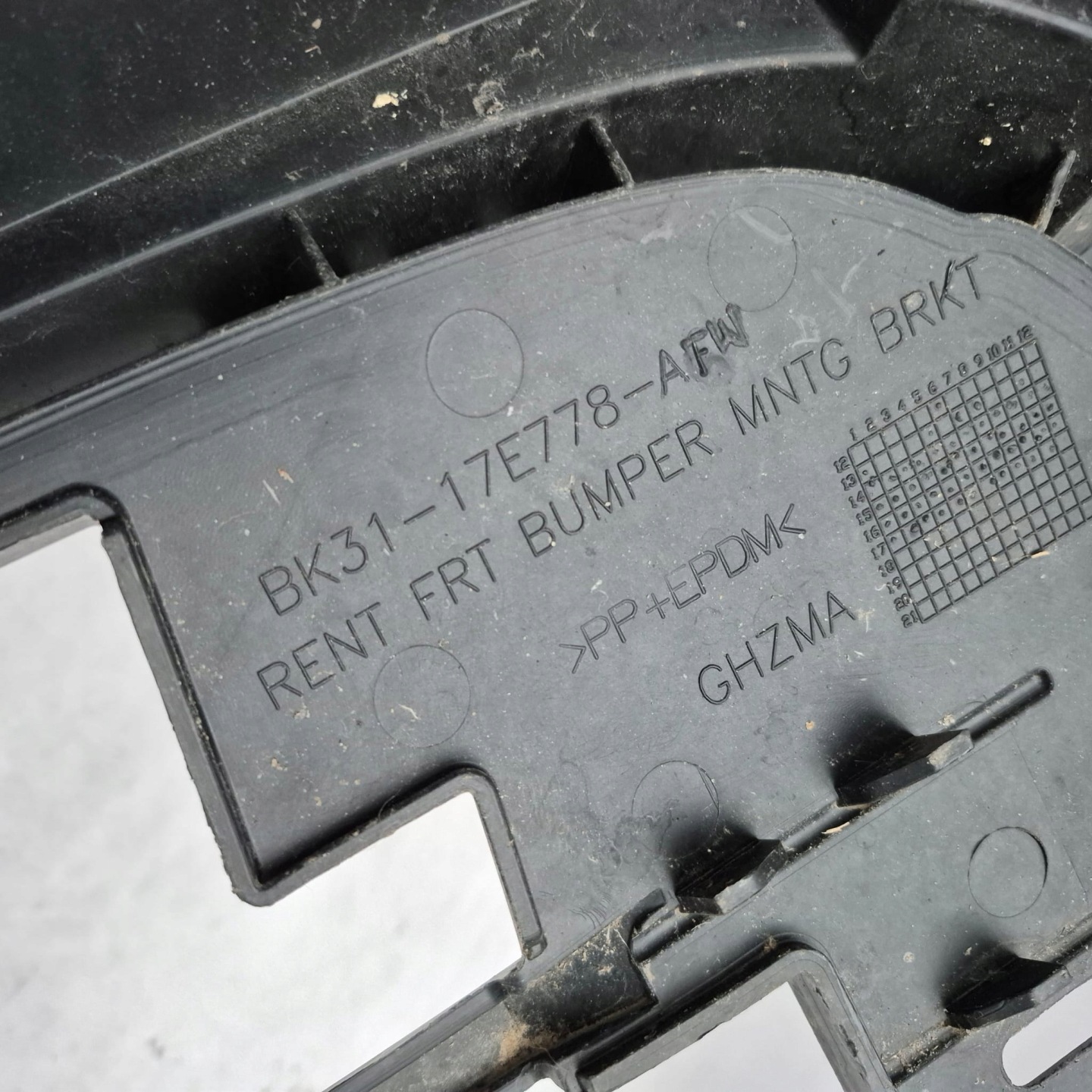 FORD TRANSIT VI 6 13-18 příčka GRILLA nárazníku předek