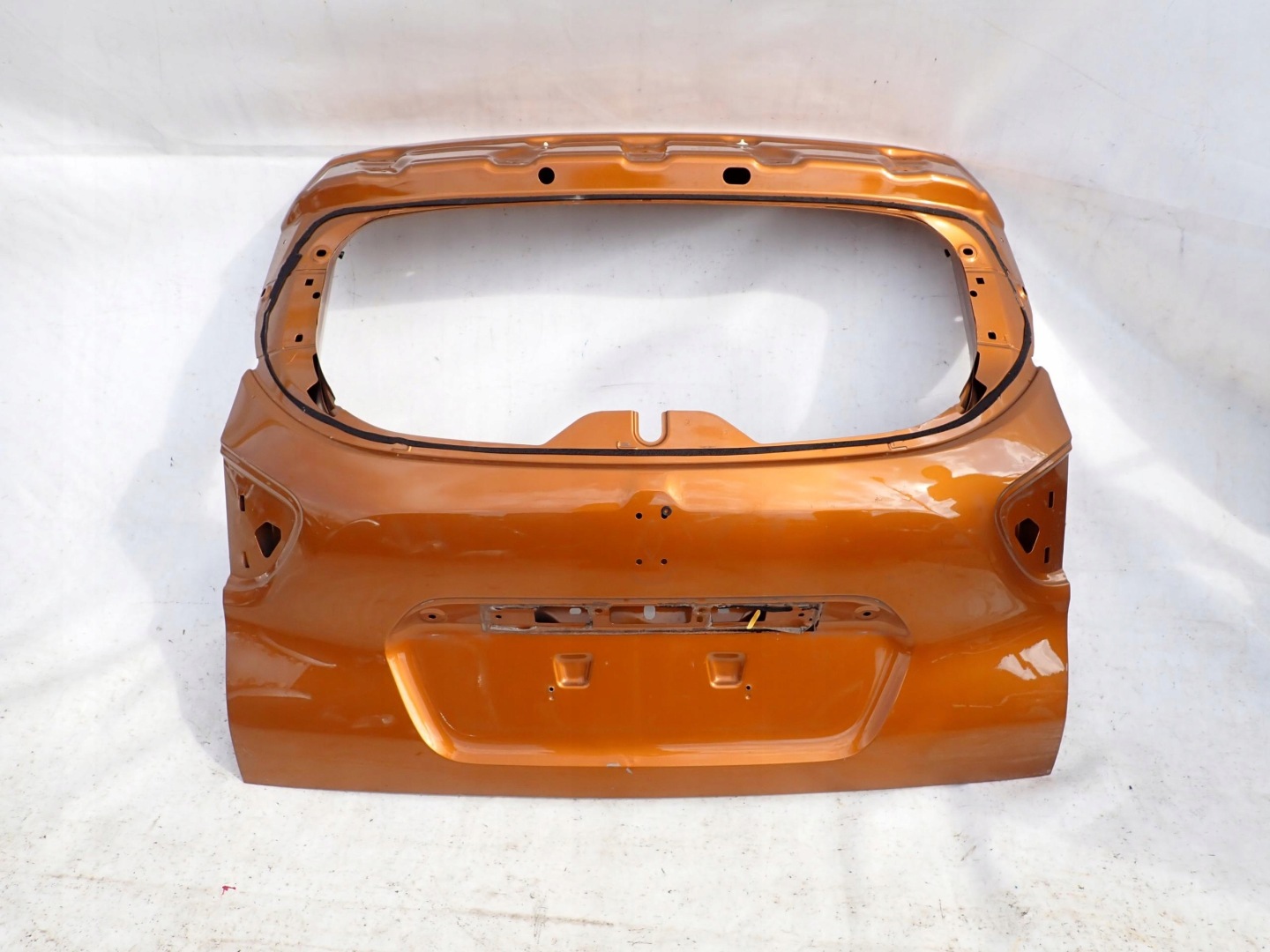 RENAULT CAPTUR and 1 13-19 trunk door boot