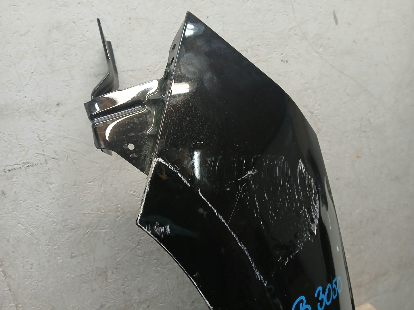 blatník předek levý OPEL CORSA F