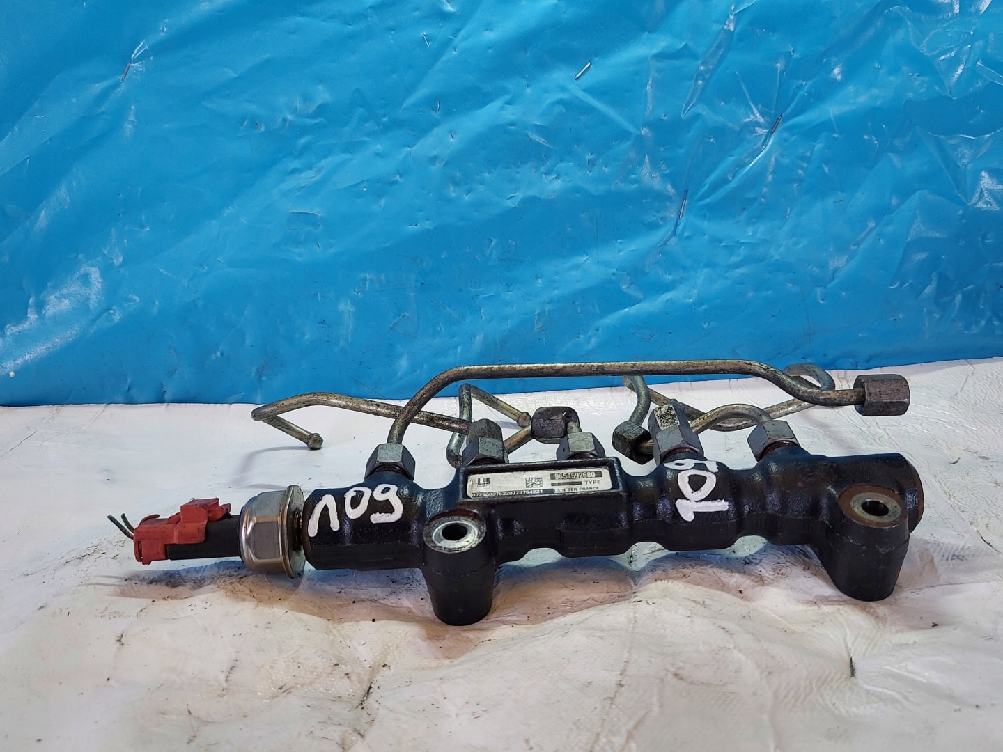 Rampe injection CITROEN C2 1.4 HDI 9654592680