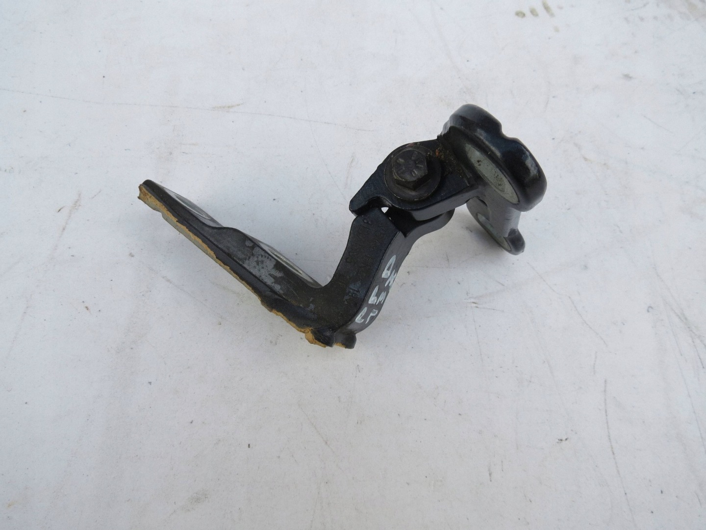 hinge door right front GORA/ DOL VOLVO V90 A045572 31371555