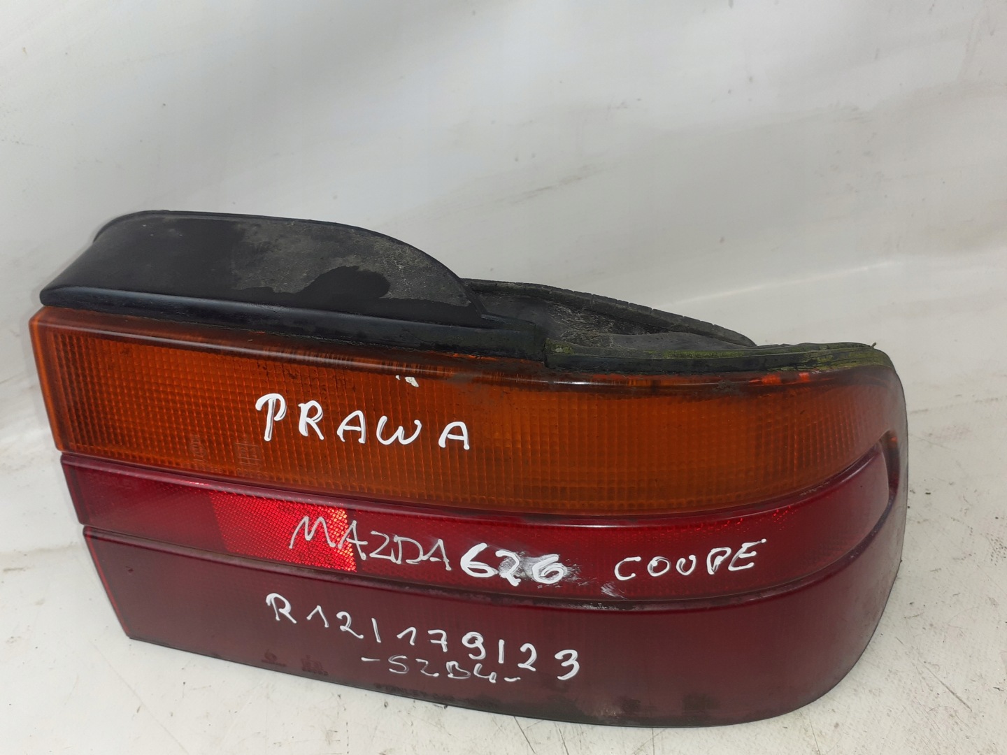 Mazda 626 III Coupe light rear right