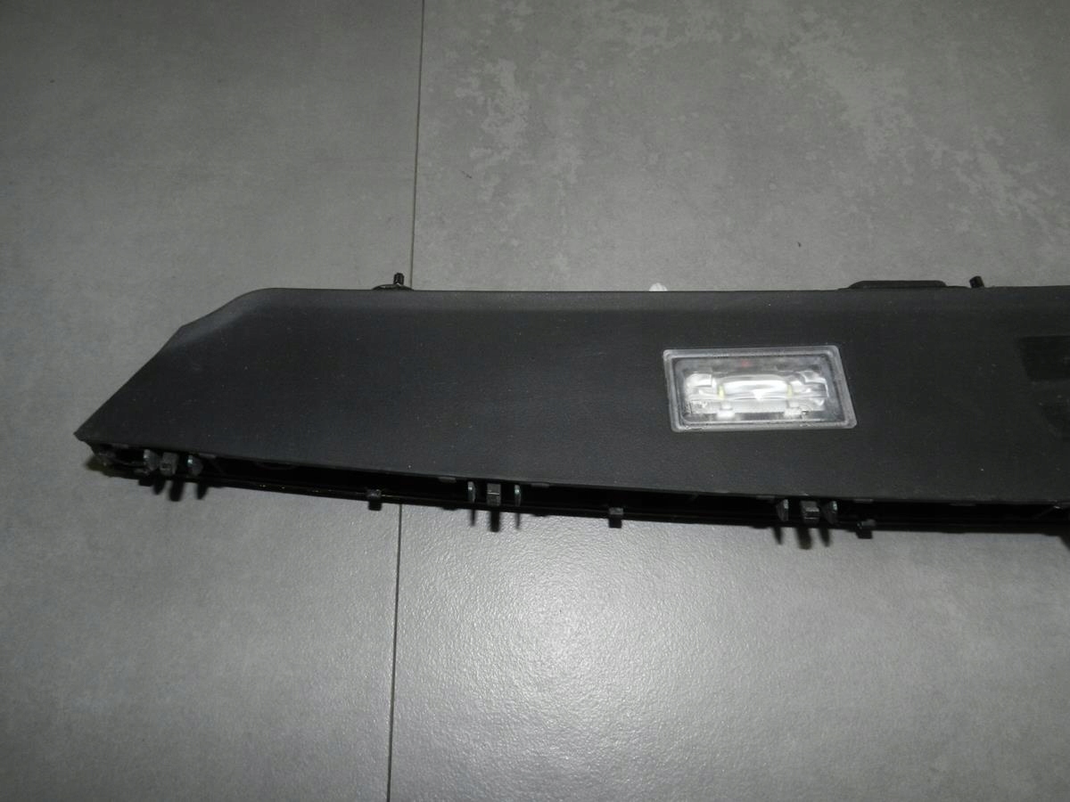 BMW 7 G12 moulding bonnet rear part 7357104