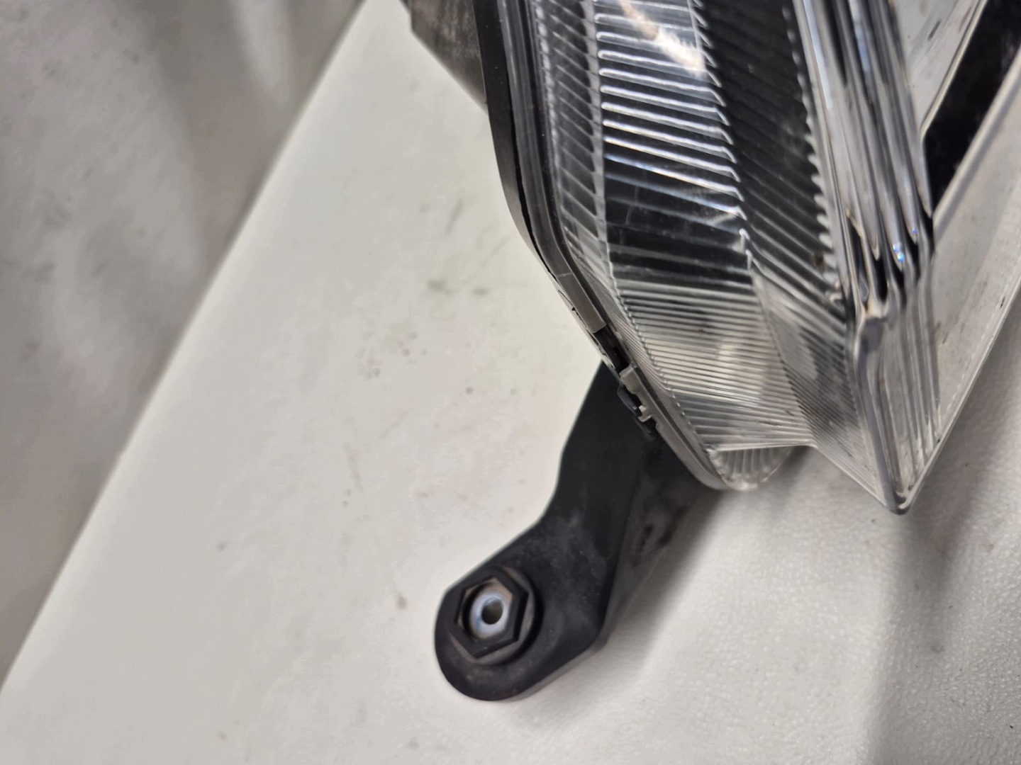 SKODA RAPID LIFT 17- light left front front XENON 5JB941015C
