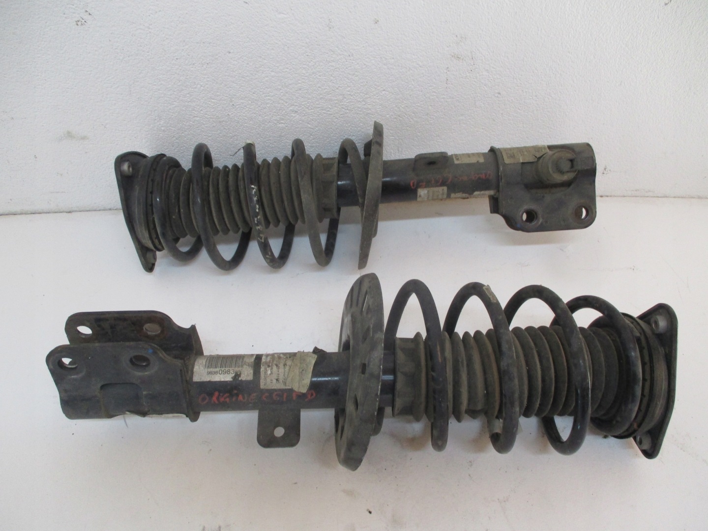 shock absorber amor CITROEN DS9 9838098480 9838098380 electrical