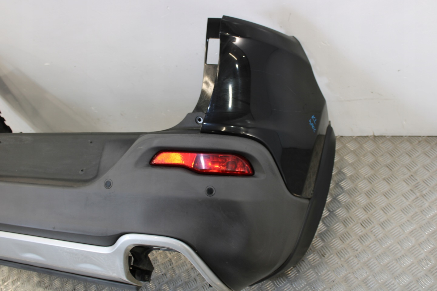 bumper rear part rear complete 4 X PDC JEEP CHEROKEE V 5 KL