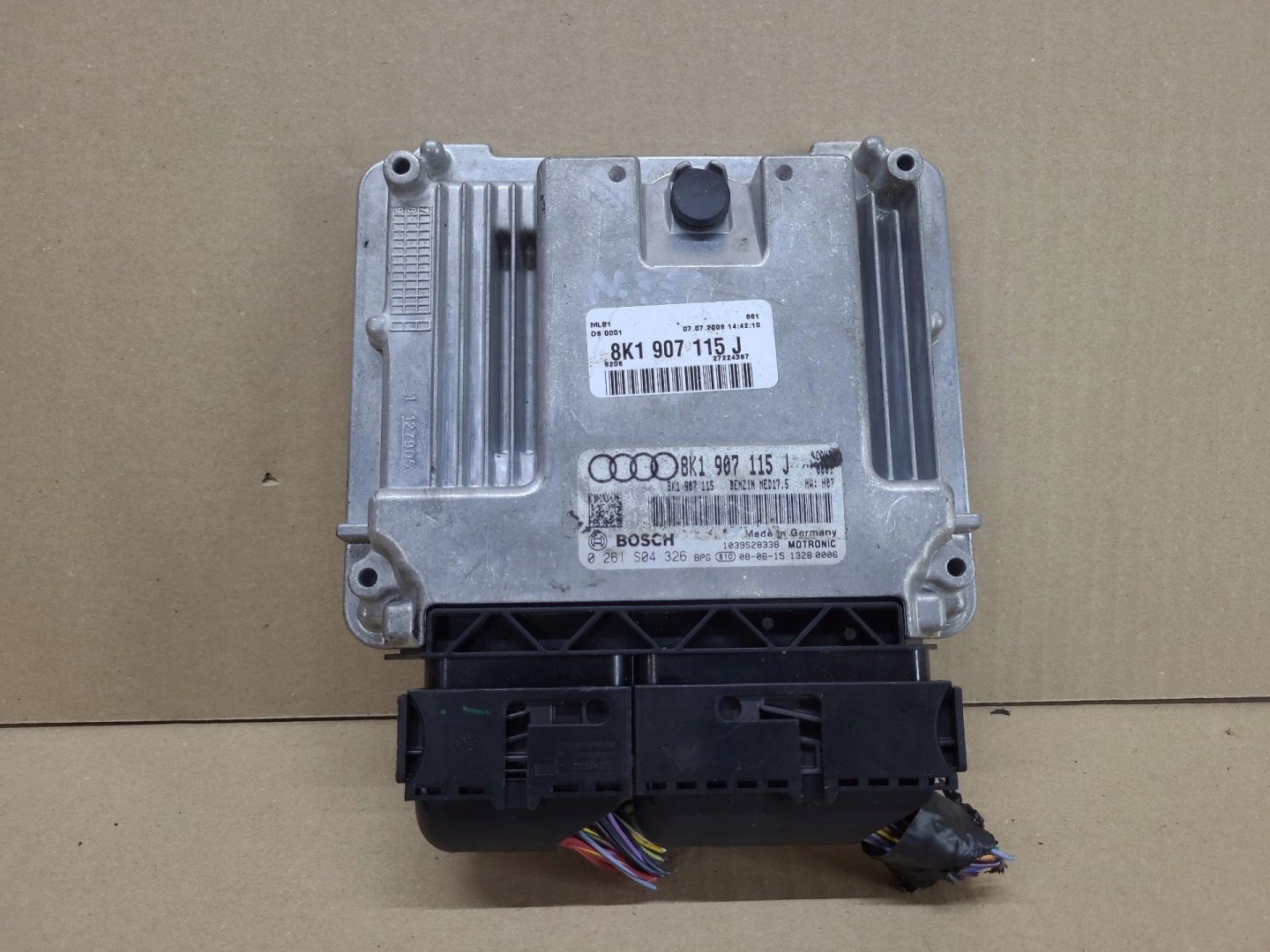 control unit of the engine Audi A4 B8 2009 8K1907115J