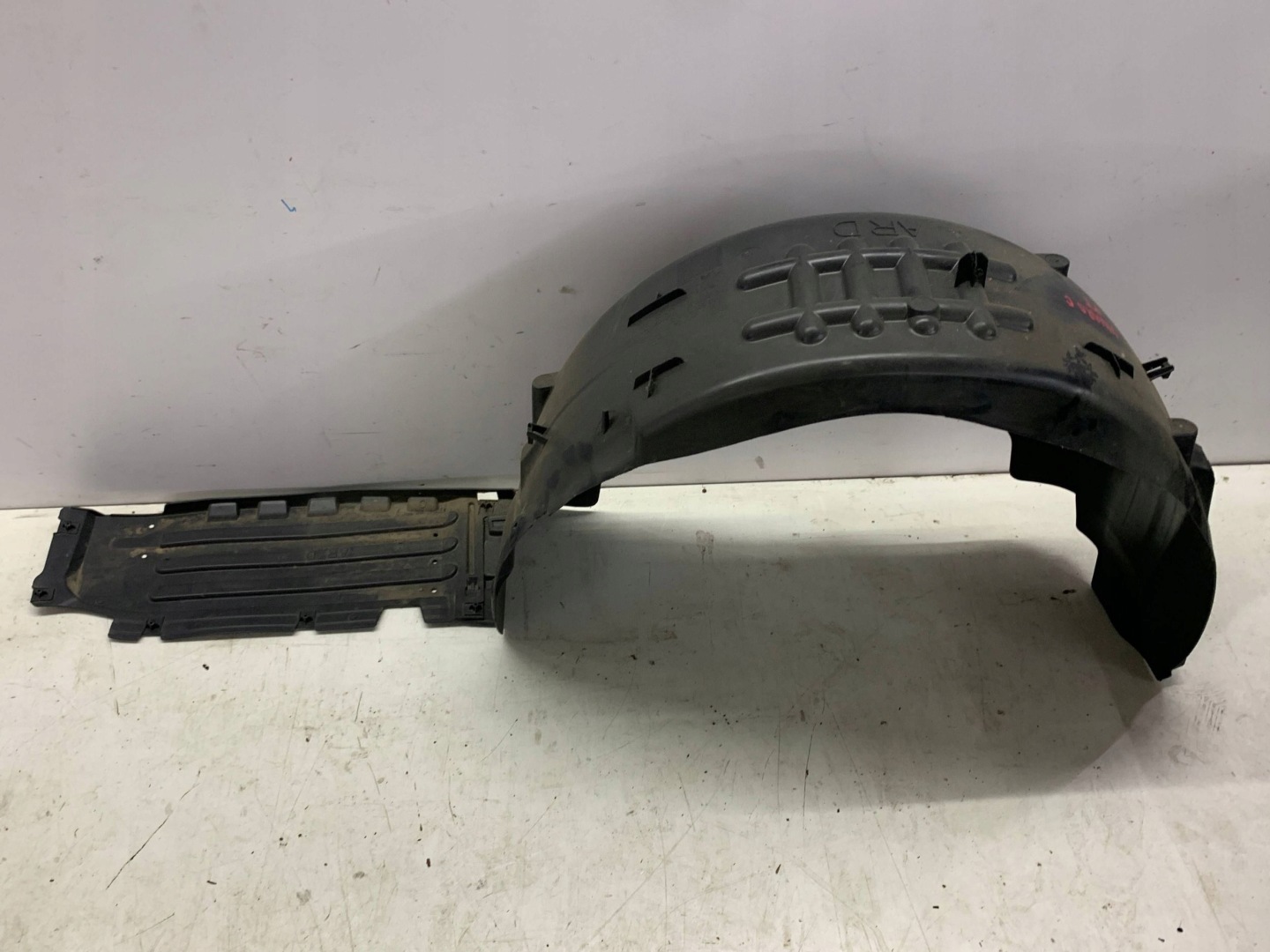 mudguard right rear part right rear. 9857657580 OPEL VIVARO C (2019-) JUMPY PROACE