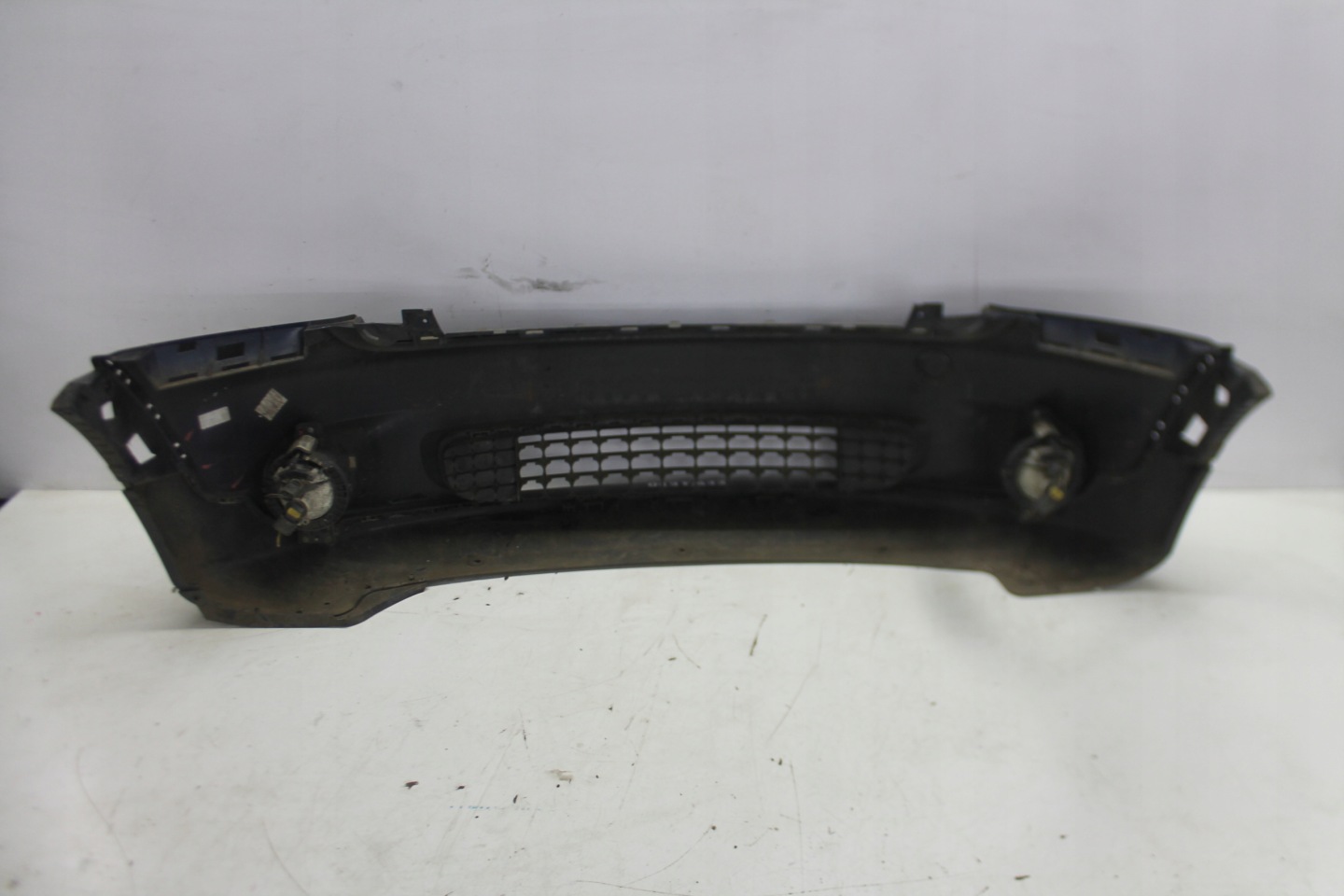 bumper front front MINI COUNTRYMAN R60 of wheels. B13 10-14
