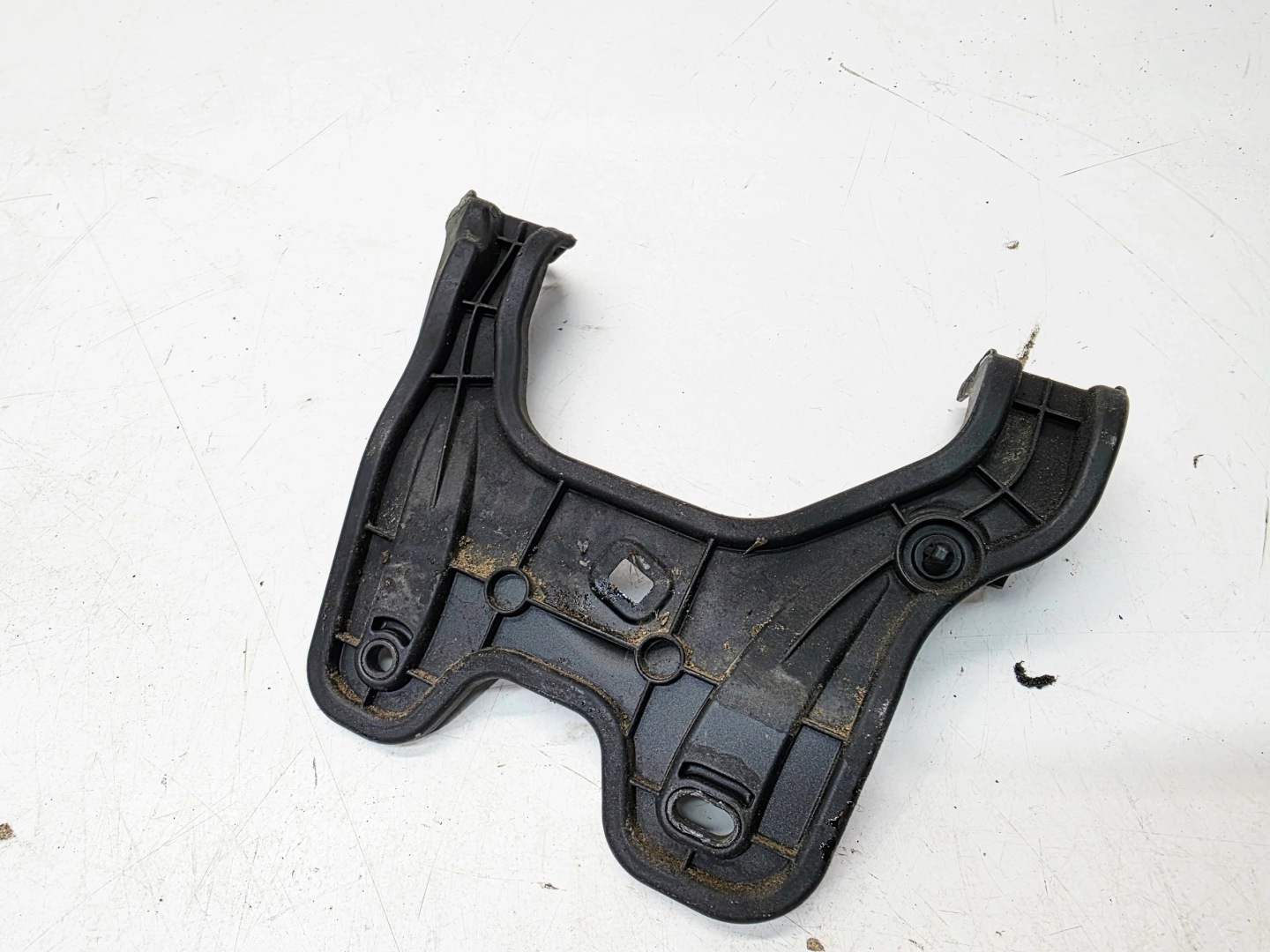 Console Support plaque Réservoir Liquide AUDI A4 B9 A5 8W 8W0121232L