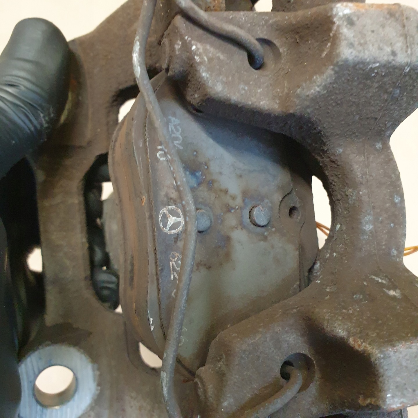 rear right caliper brake MERCEDES E COUPE W207 C W204 OE