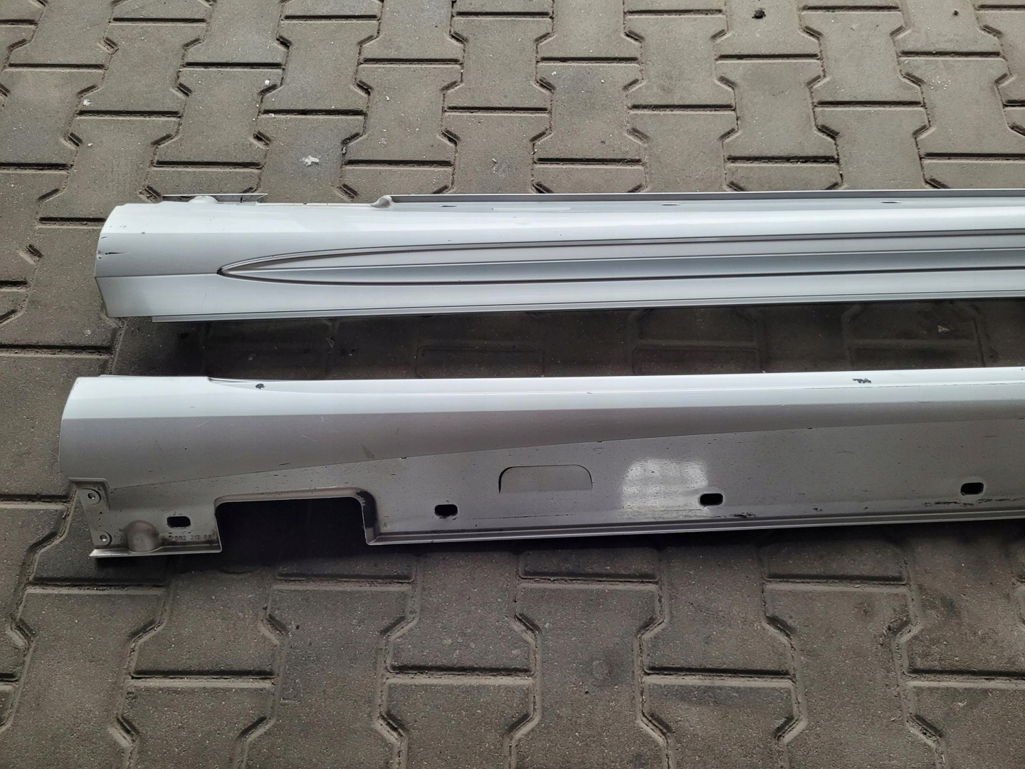 moulding threshold left threshold left MERCEDES E W212 LIFT AMG sedan