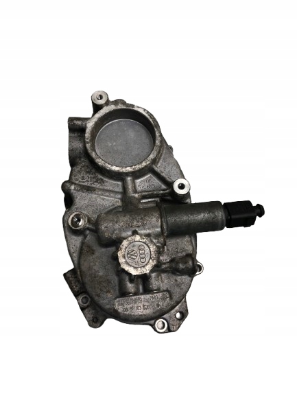 Couvercle carter distribution BLX 2.0 FSI VW GOLF V 06F103530N