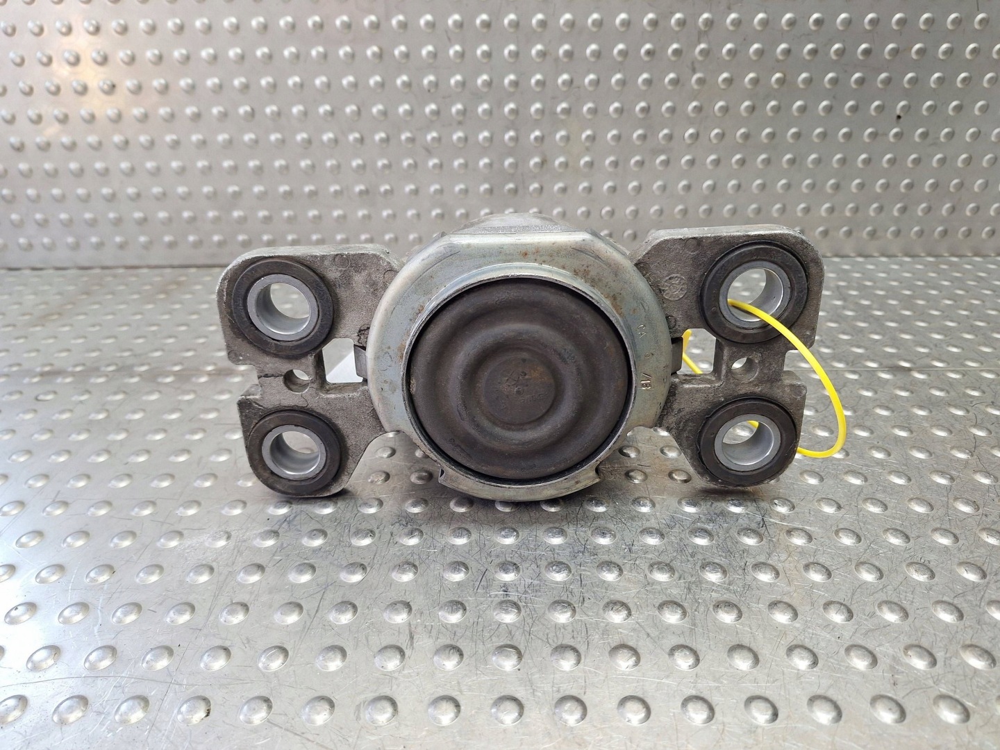 holder engine mount EJ32-7M121-AD RANGE ROVER EVOQUE 2.0D
