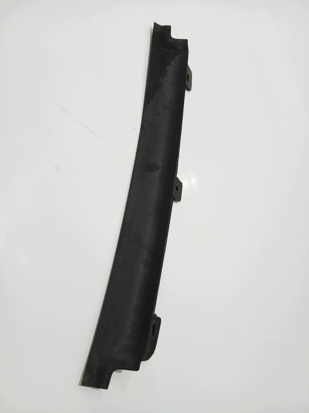cover under the window BMW X1 E84 2993433