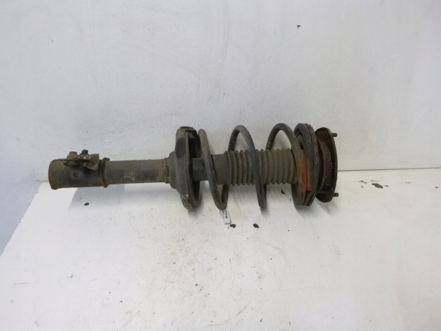 shock absorber front Suzuki Liana 1.6 4x4 2002