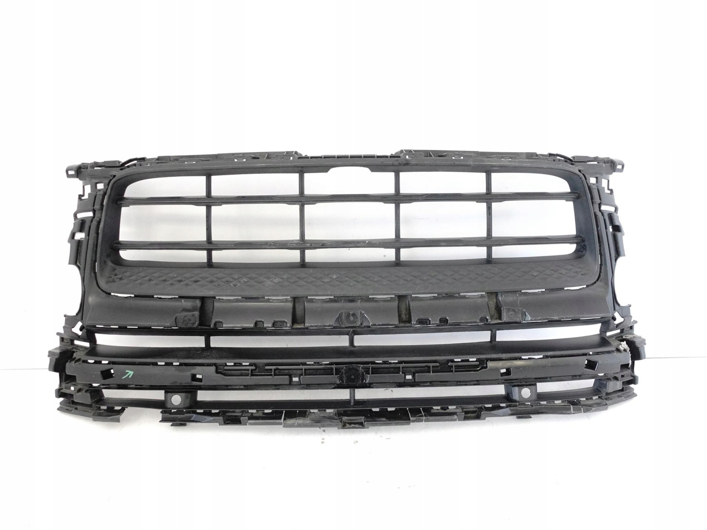 PORSCHE MACAN 95B LIFT 21-24 grid grill grille W bumper front