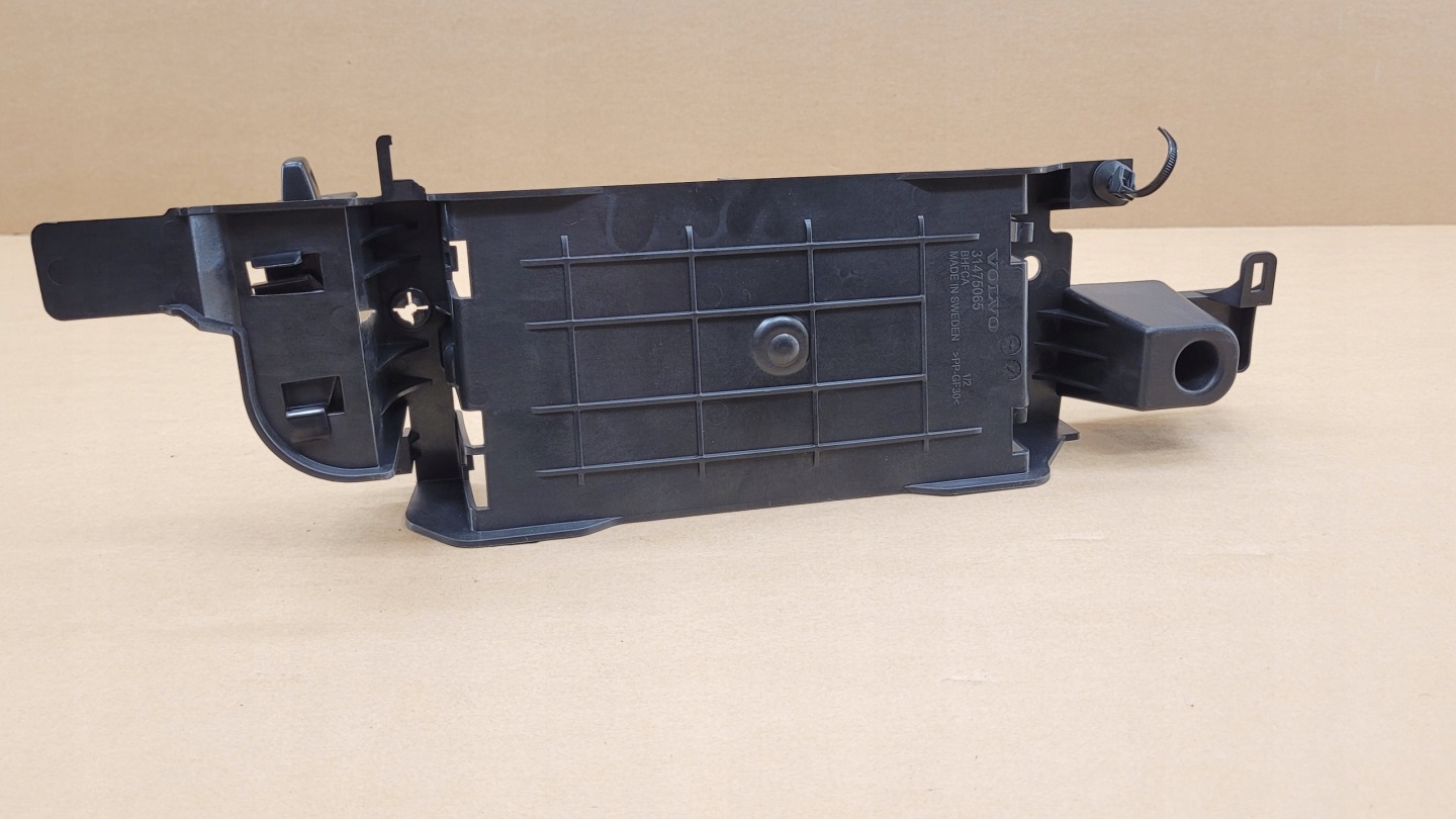 Support plaque MODULU STEROWNIKA LTE VOLVO XC40 2017