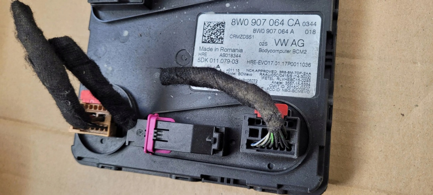 A5 8W comfort control unit BCM2 8W0907064CA A4 B9 8W Q5