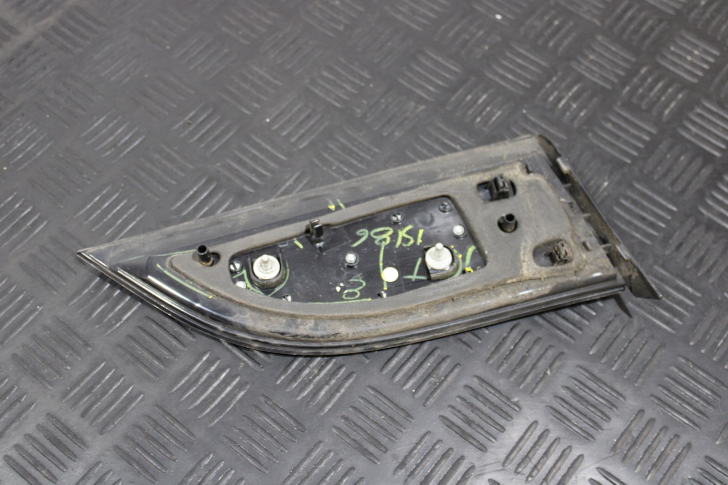 light right rear part right rear bonnet 22900157 OPEL AMPERA 1,4 BENZ