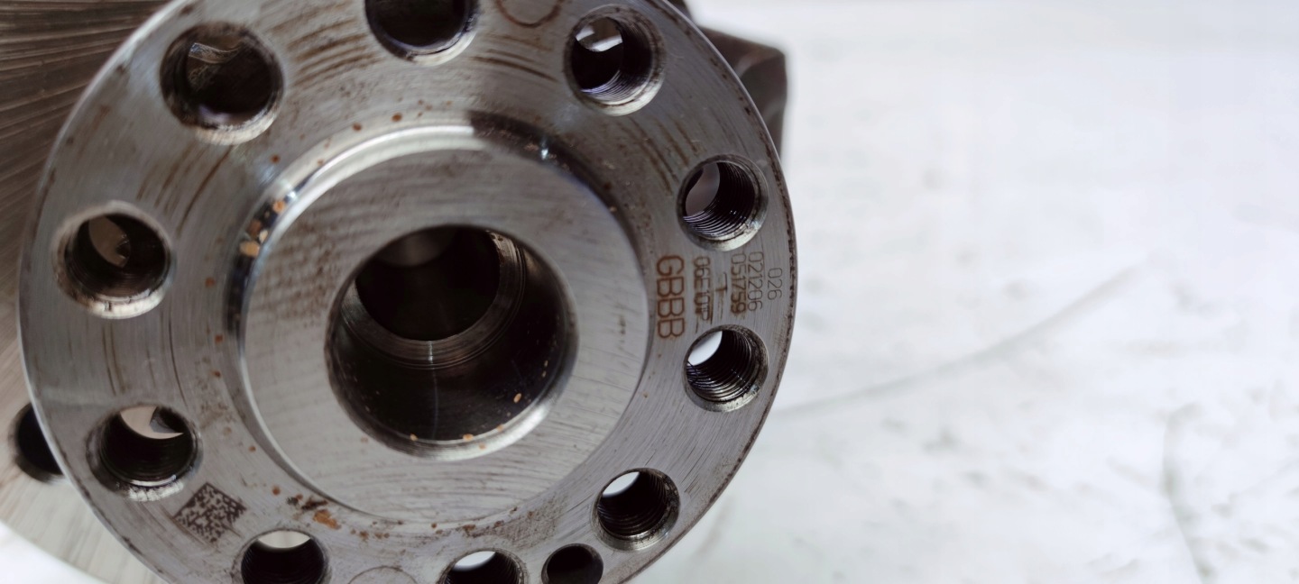 crank AUDI A4 A6 3.2 FSI AUK BKH 06EP *25*
