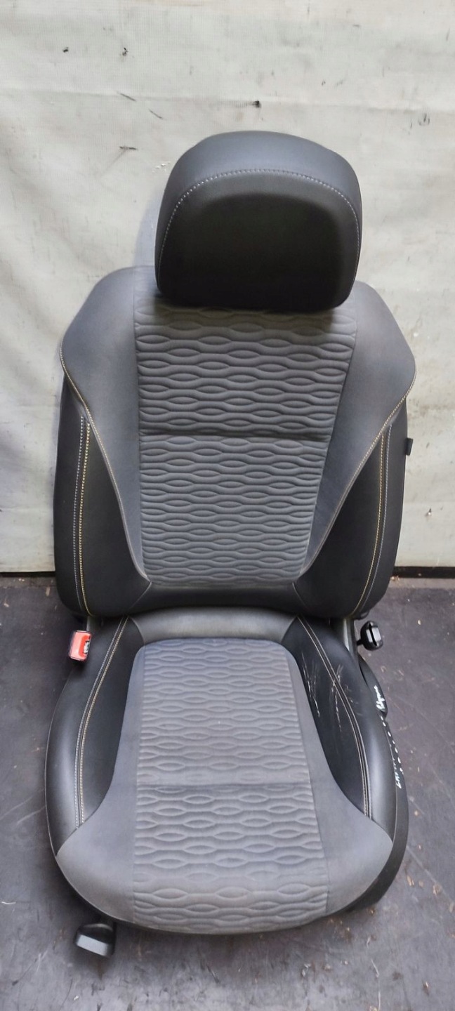 Sitz Sitze komplet Opel Zafira C 1,4