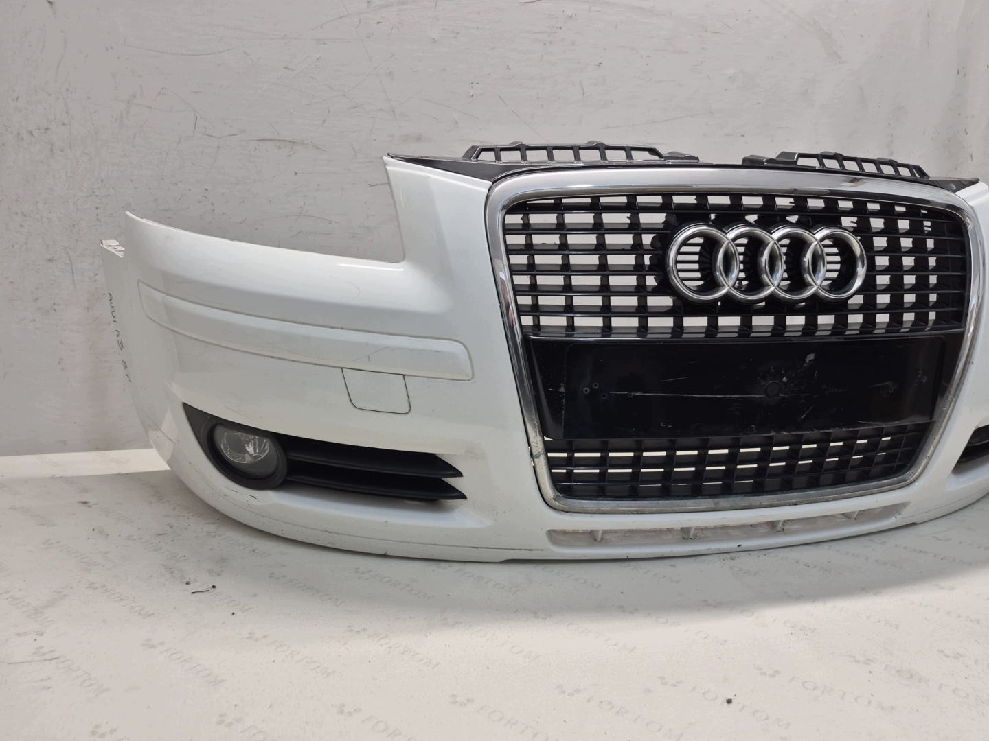 AUDI A3 8P LIFT 05-08 bumper front front grill grid 8P4807437 LAK.LY9C