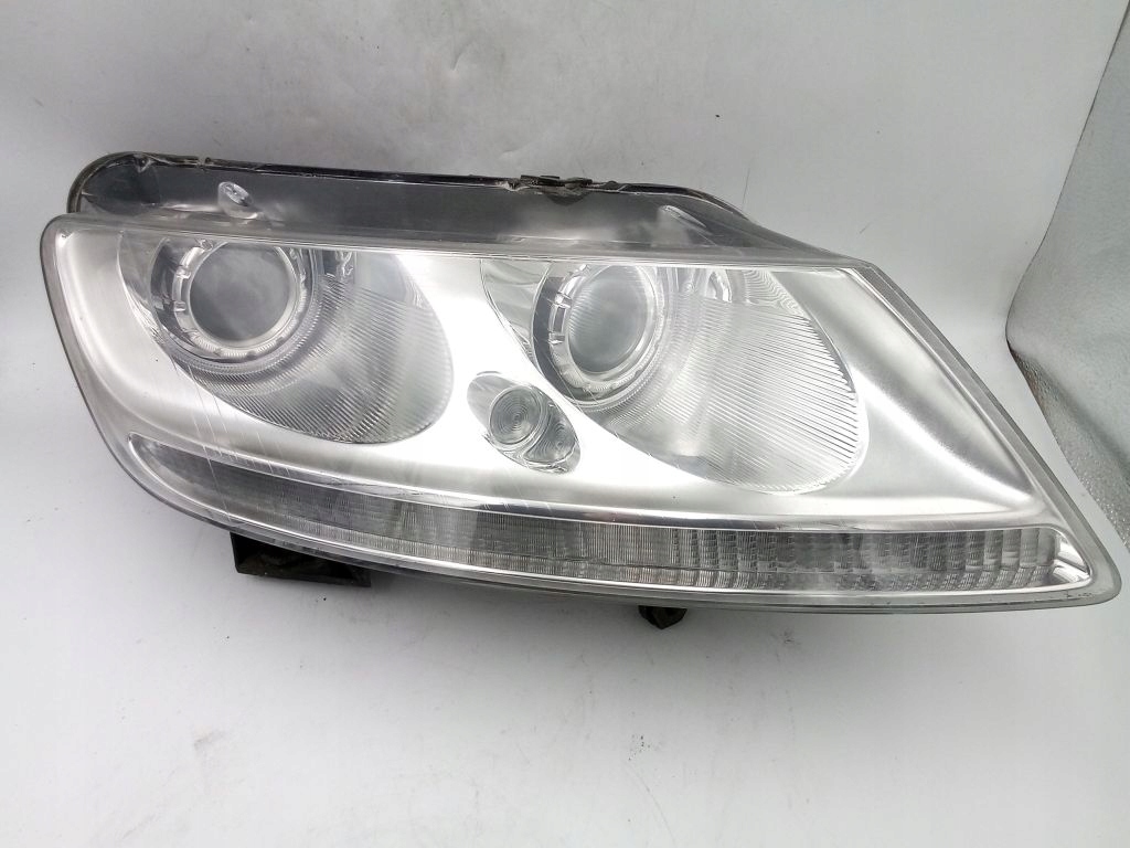 VW Phaeton light right front front xenon ksenon 3D1941016J