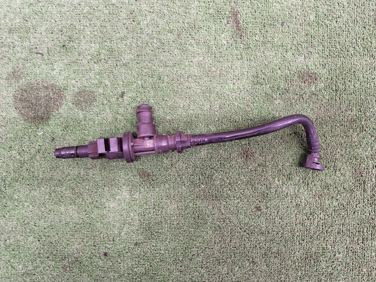 BMW 1 F40 ventil goriva 7614013