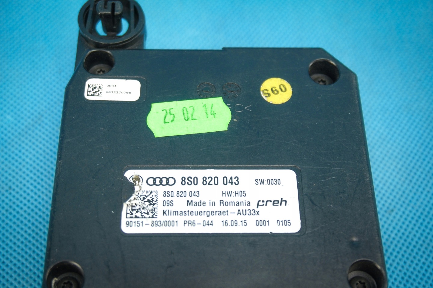 control unit module of the air conditioning Audi TT TTS 8S 8S0820043