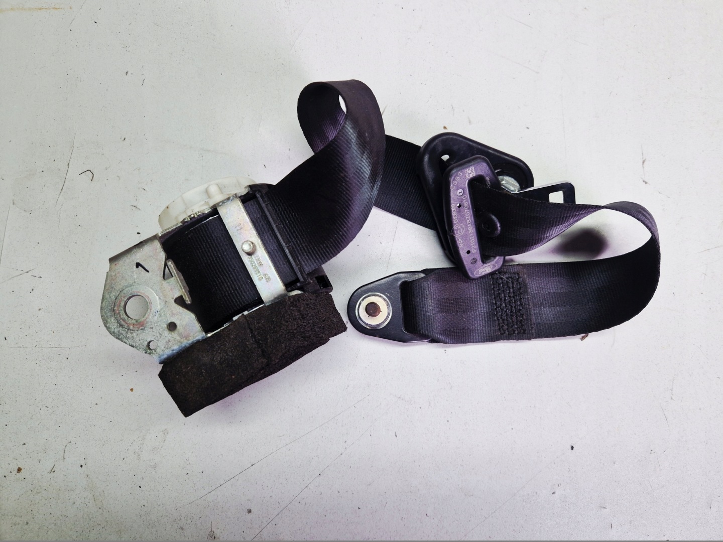 FORD KA MK2 2008-2016 Gurten Sicherheits rechts heck 07354984150
