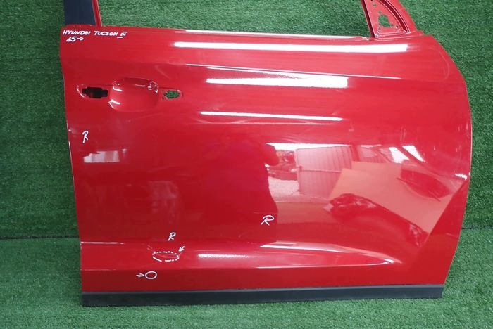 HYUNDAI TUCSON III door right front front