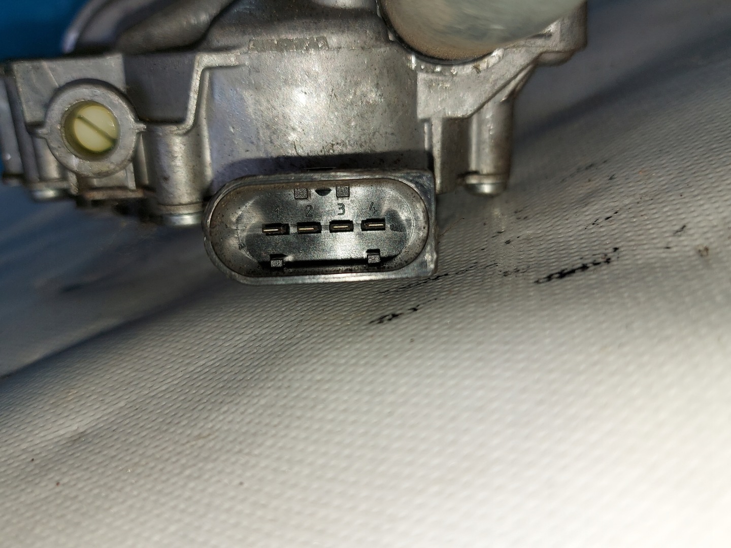 wiper mechanism BMW E92 7161711 front