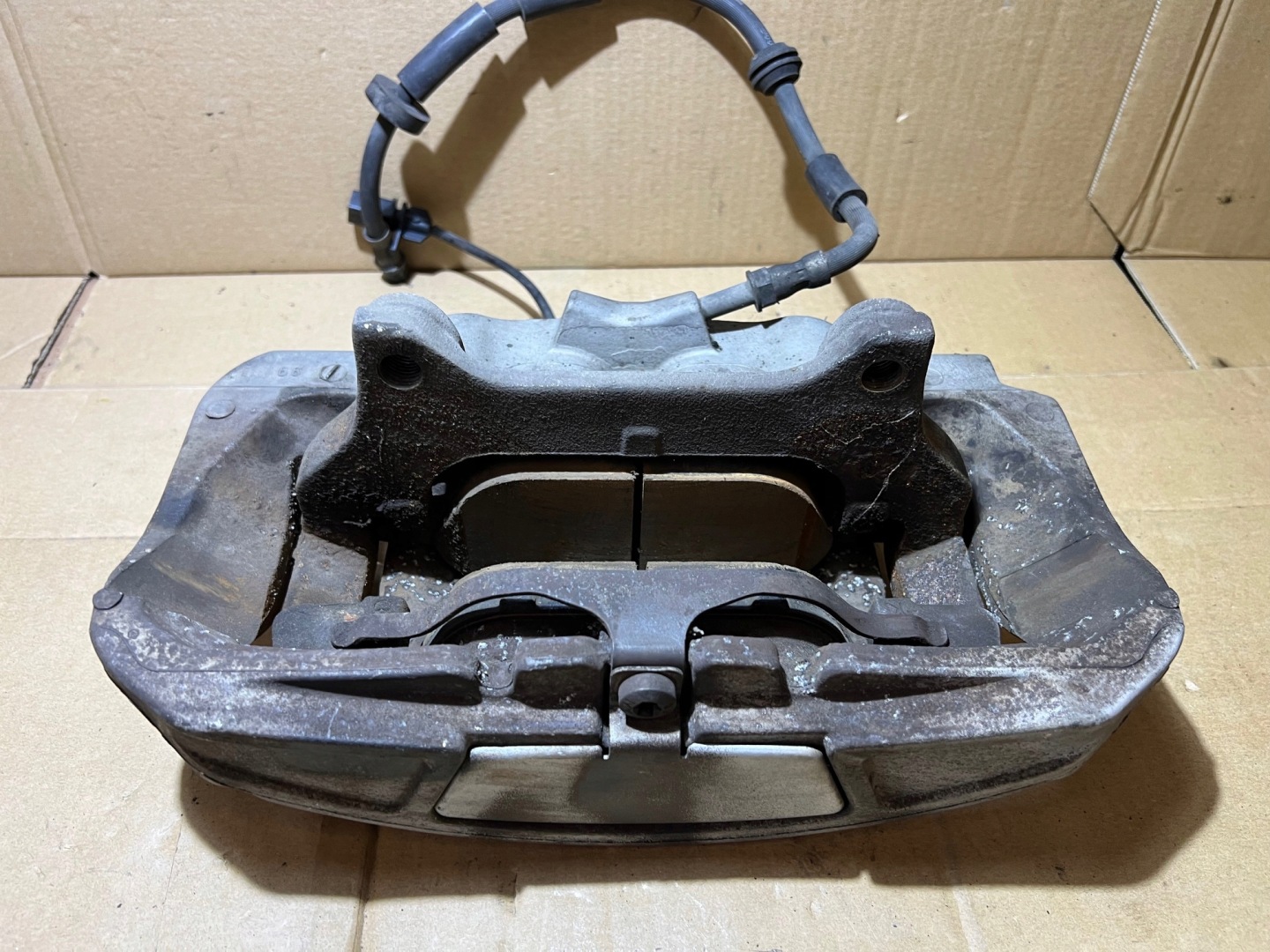 AUDI A8 D4 3.0 TFSI caliper brake left front 4H05AN