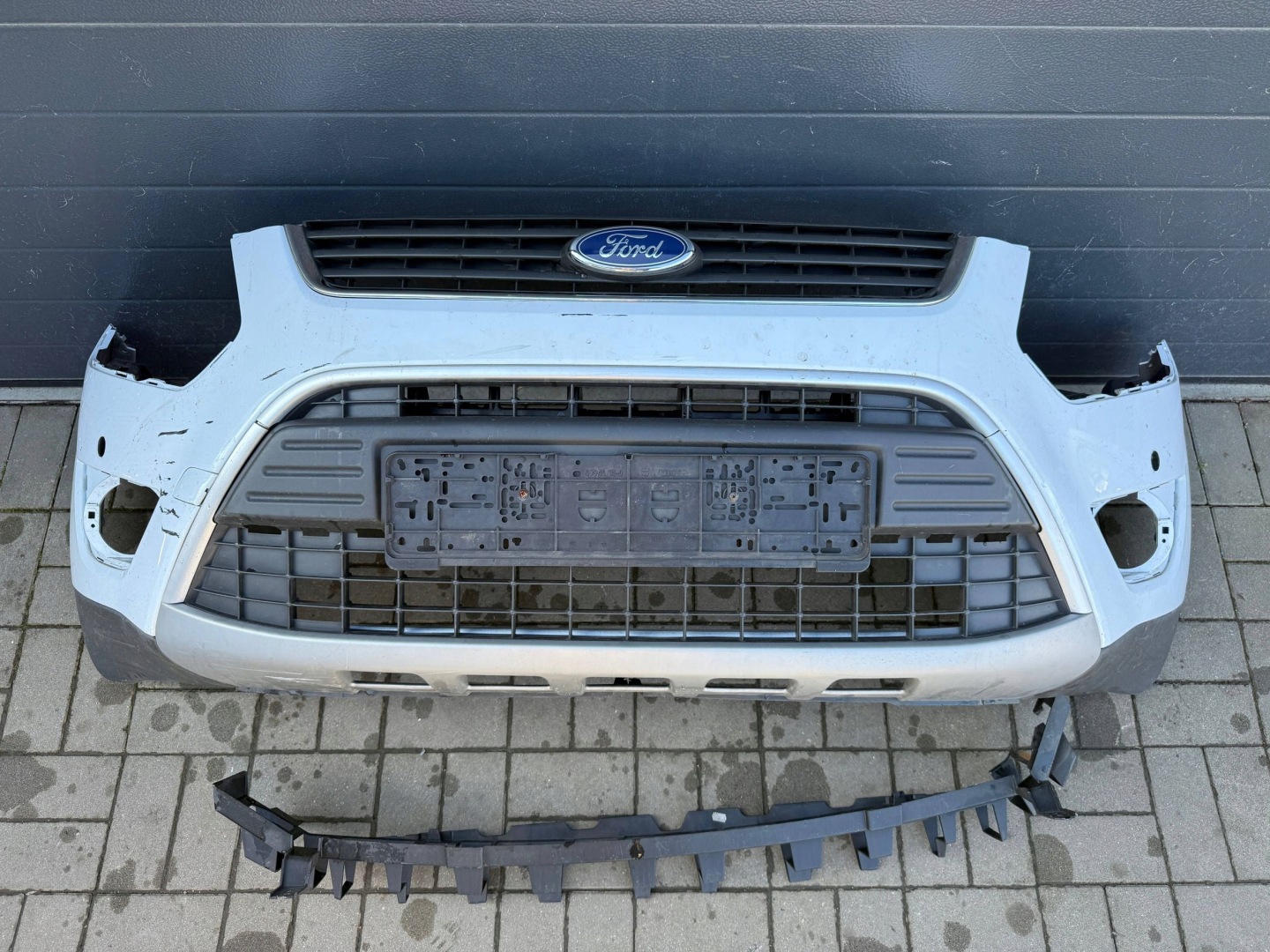 Ford Kuga Mk1 MK-1 08- bumper front front