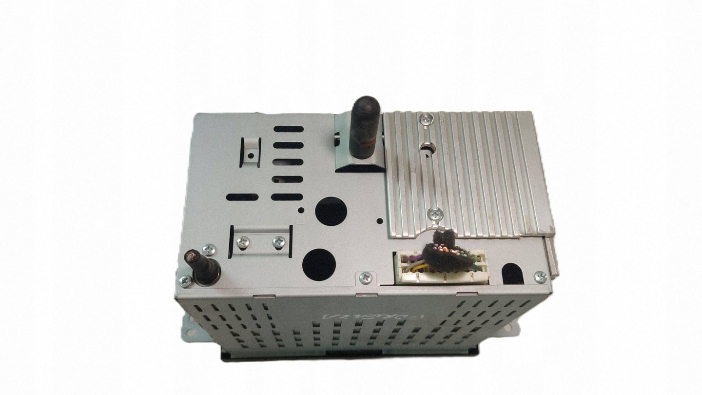 RADIO STACJA MULTIMEDIALNA SUZUKI FORENZA 1.8 2007