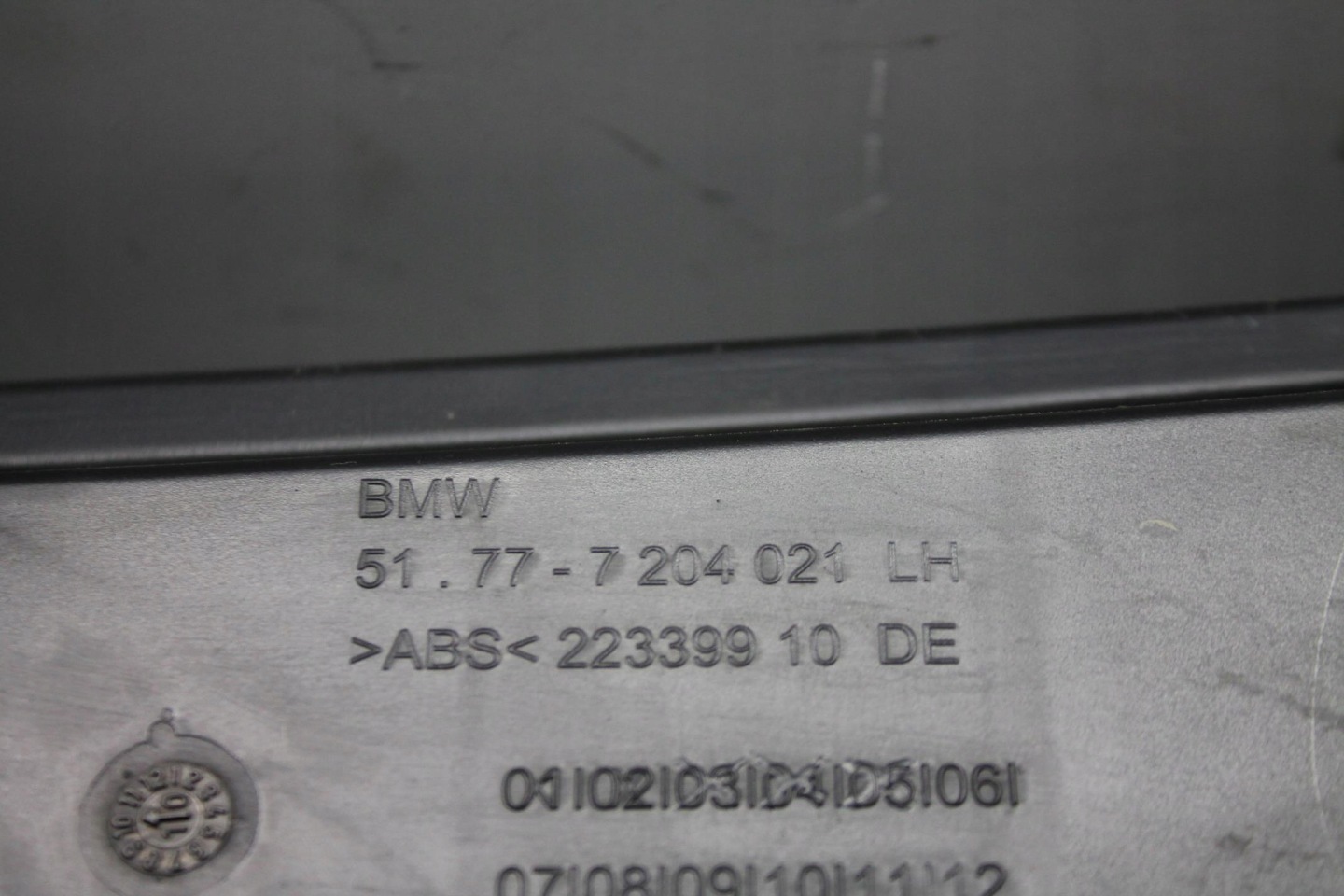 SUPPORT SUPPORT PLAQUE JUPES GAUCHE ARRIÈRE 7204021 BMW F10