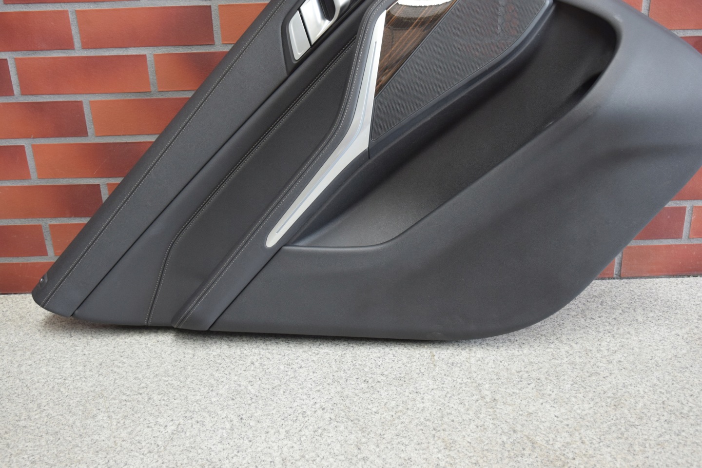 upholstery door left rear part side door BMW X7 G07 black
