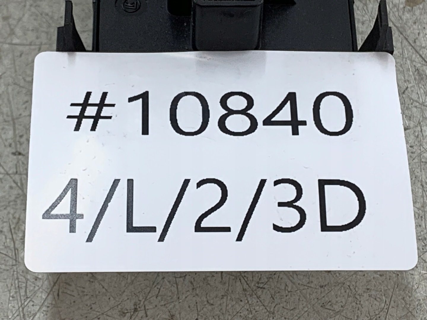FORD MONDEO MK3 PANEL okna levý předek 1S7T14A132BE